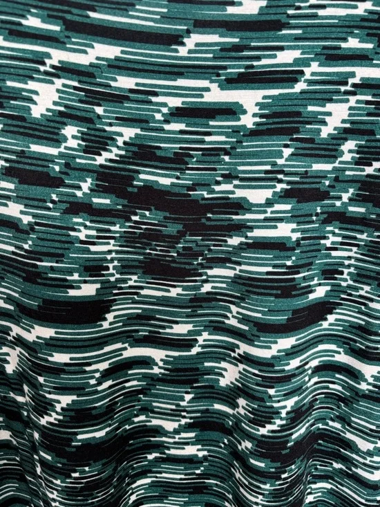 Emaline NWT Green Patterned Scoop Neck 3/4 Sleeve Top Women’s M - Picture 4 of 9